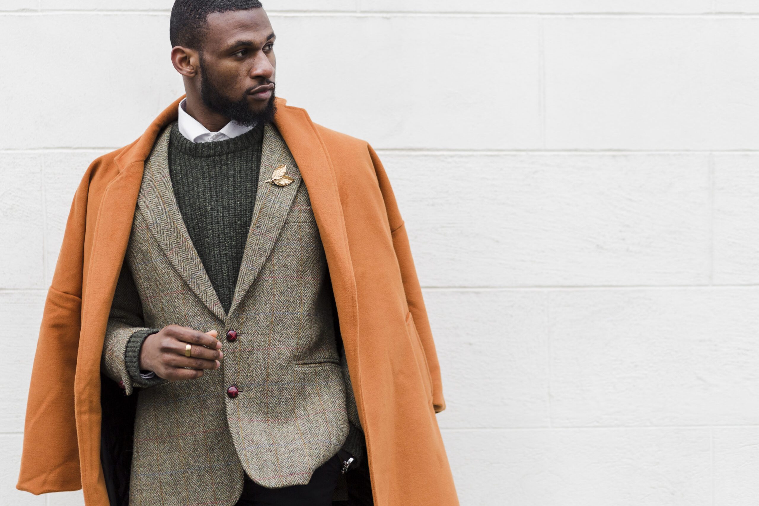 charming-man-posing-with-copy-space